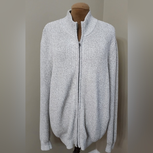 L.L. Bean  size XL long sleeve knit full zip sweater jacket - Picture 4 of 8